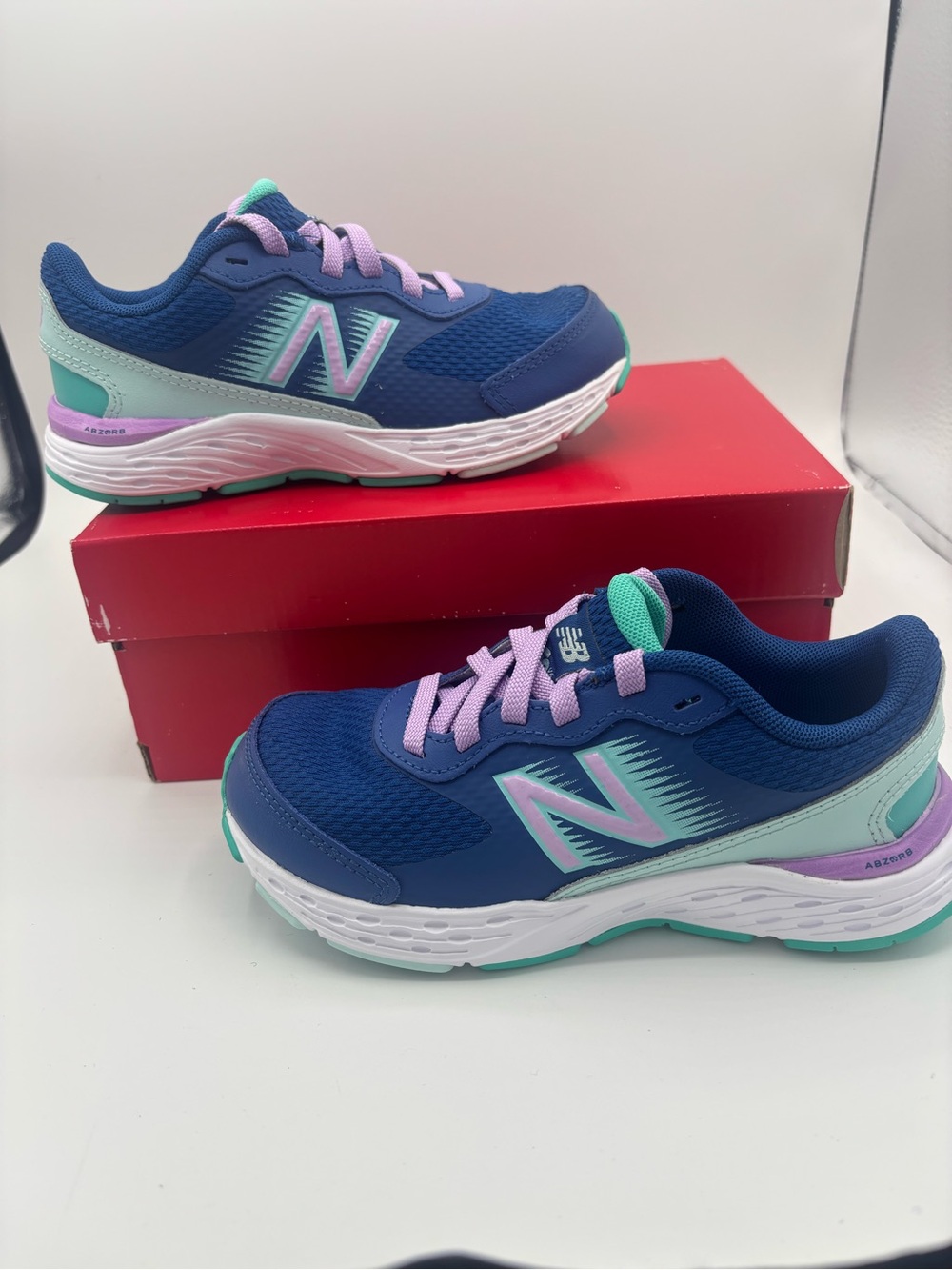 New Balance Kids Sneakers 680 NWT Size 13.0 Extra Wide width